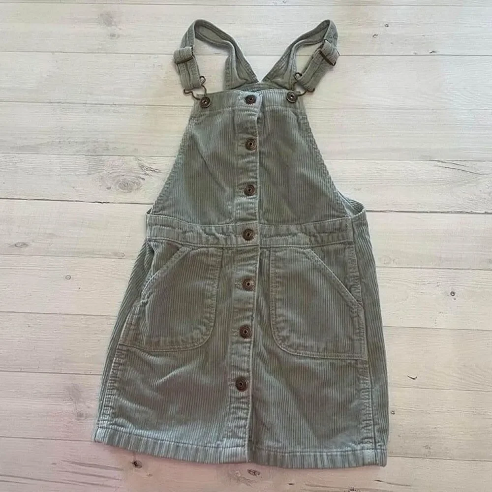 OshKosh B'Gosh corduroy jumper size 7‎